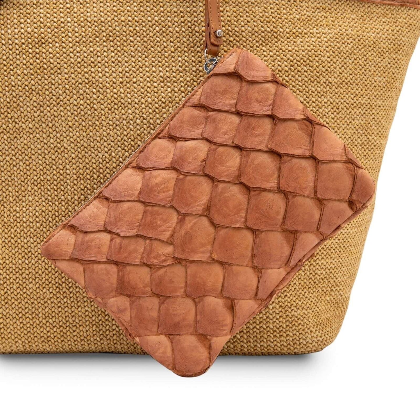 Rio Beach Bag in Camel Raffia & Cognac Pirarucu