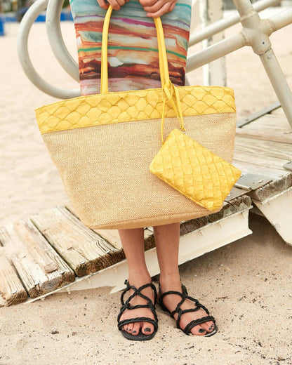 Rio Beach Bag in Camel Raffia & Honey Yellow Pirarucu